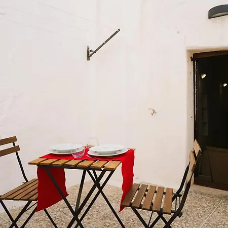 Semesterbostad Dimora Arco Antico - Tesoro Nel Cuore Di